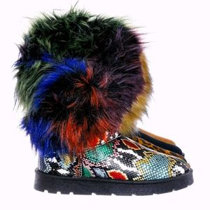 Like new snake print boots